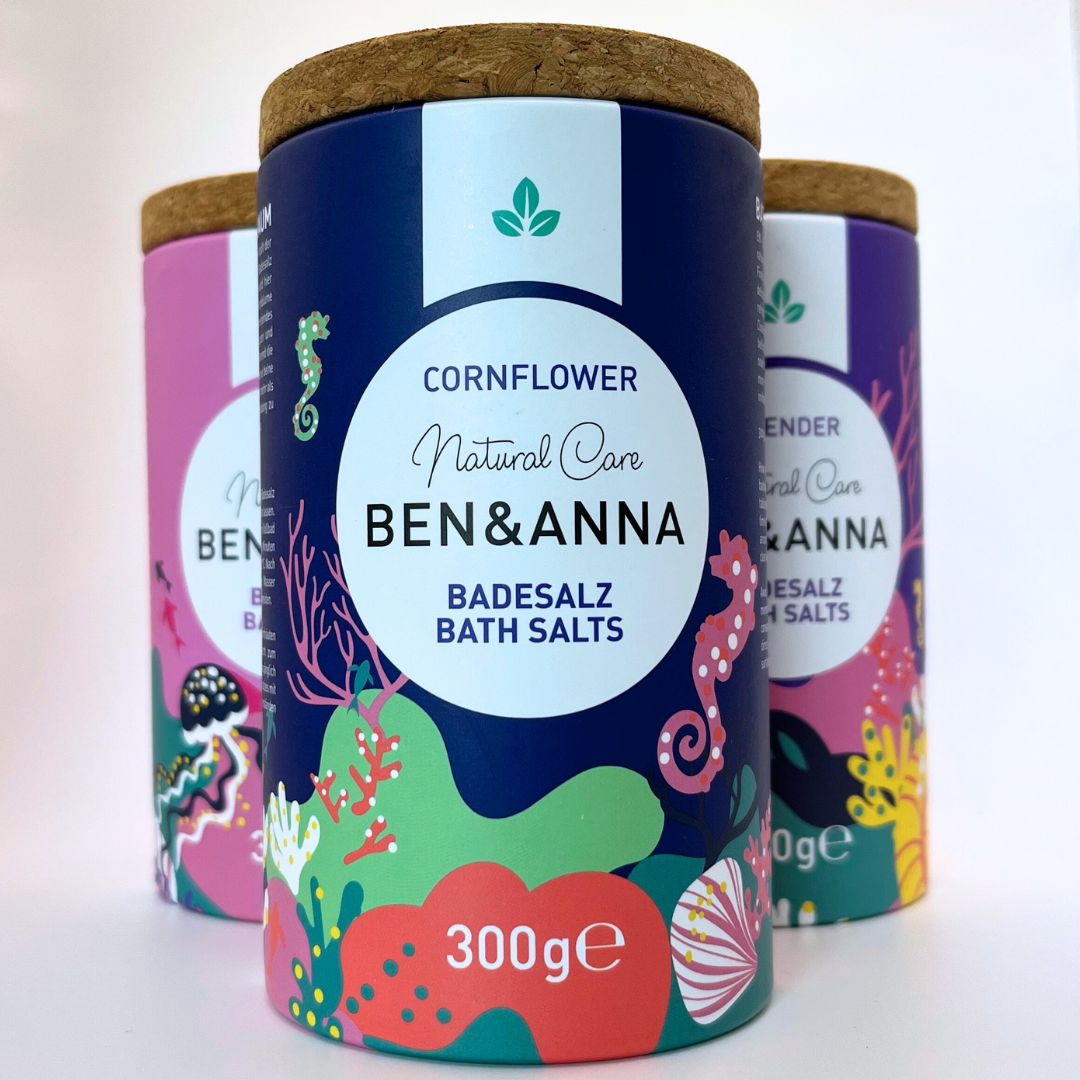 Badesalz-Set von BEN&ANNA mit drei verschiedenen Sorten in bunten Verpackungen, ideal für entspannende Badmomente.