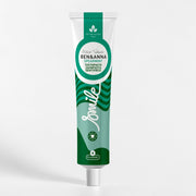 Ben&Anna Zahnpasta Tube mit Spearmint-Geschmack und Fluorid in einer Aluminium-Verpackung, frisch und erfrischend für die Zähne
