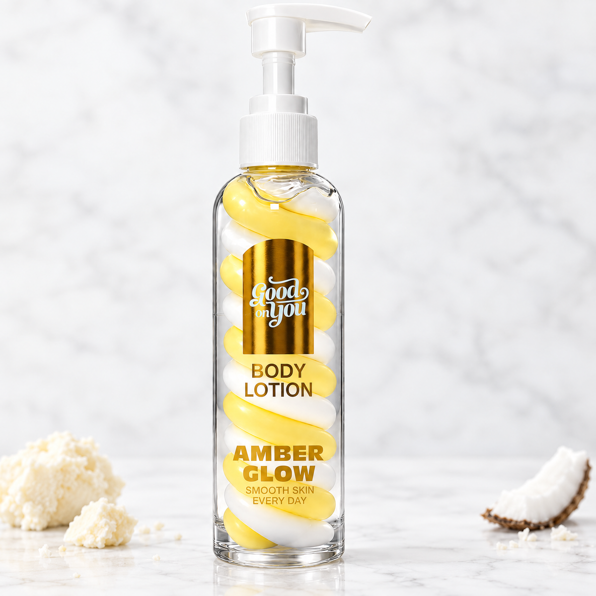 Good on You Body Lotion Amber Glow mit Sheabutter und Kokos auf Marmor