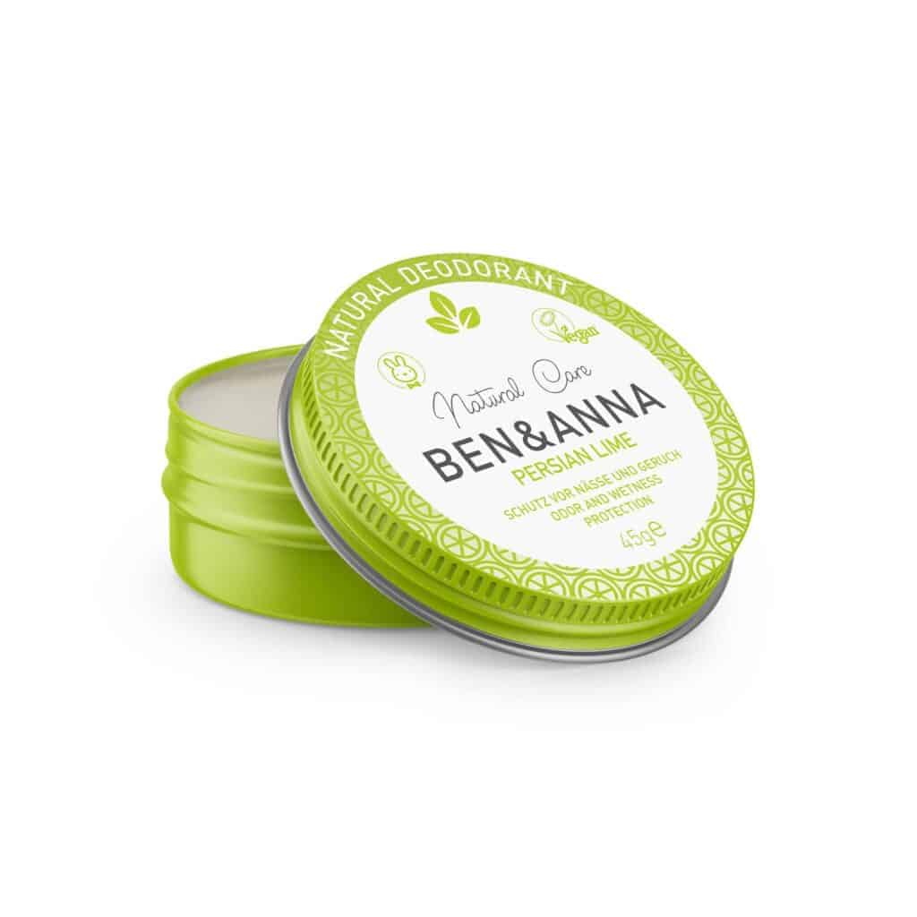Deocreme mit persischer Limette von BEN&ANNA, cremige Textur und frischer Zitronenduft, in einem eleganten Tiegel.