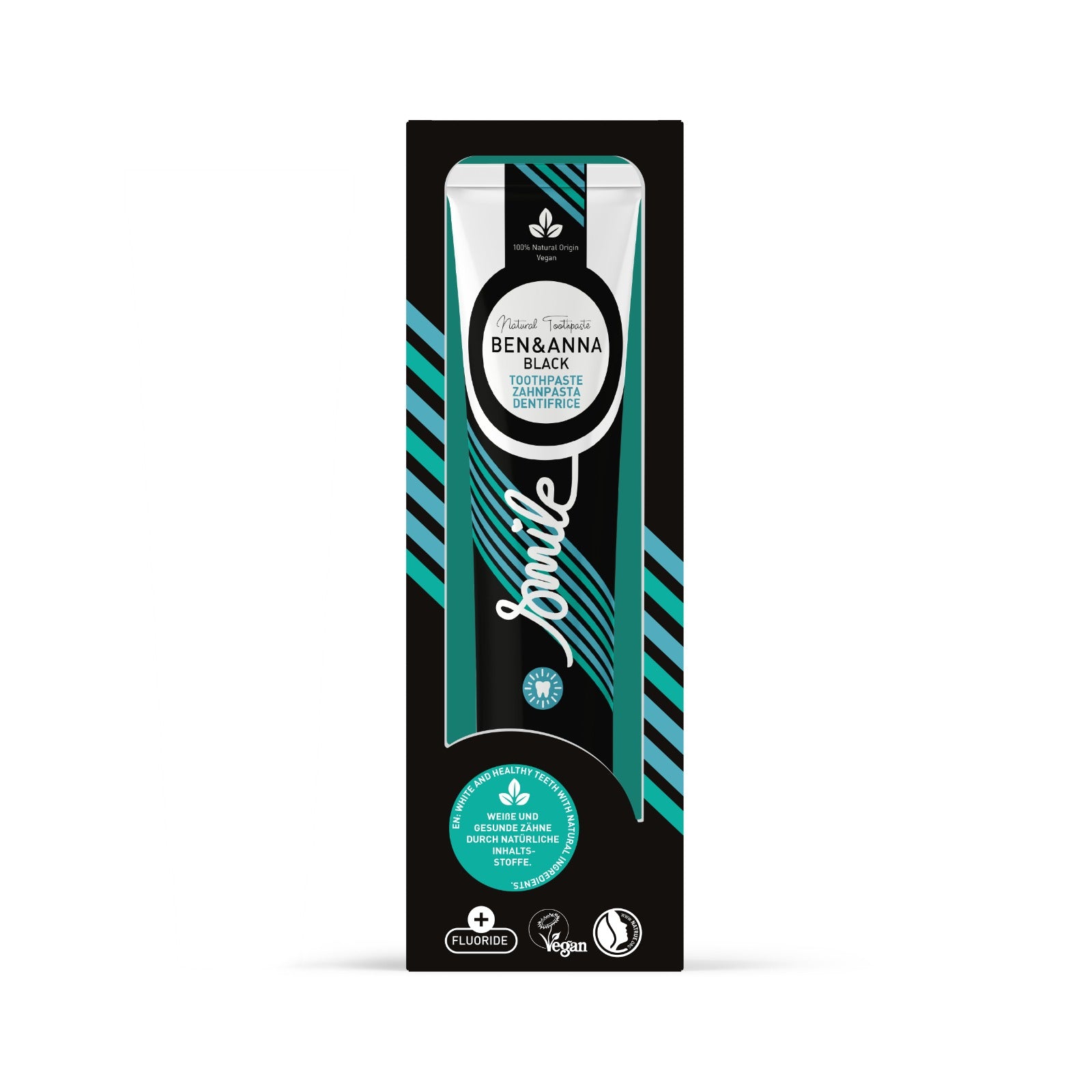 Schwarze Zahnpasta Tube mit Fluorid von BEN&ANNA, Zahnpasta für saubere und gepflegte Zähne, auf weißem Hintergrund.